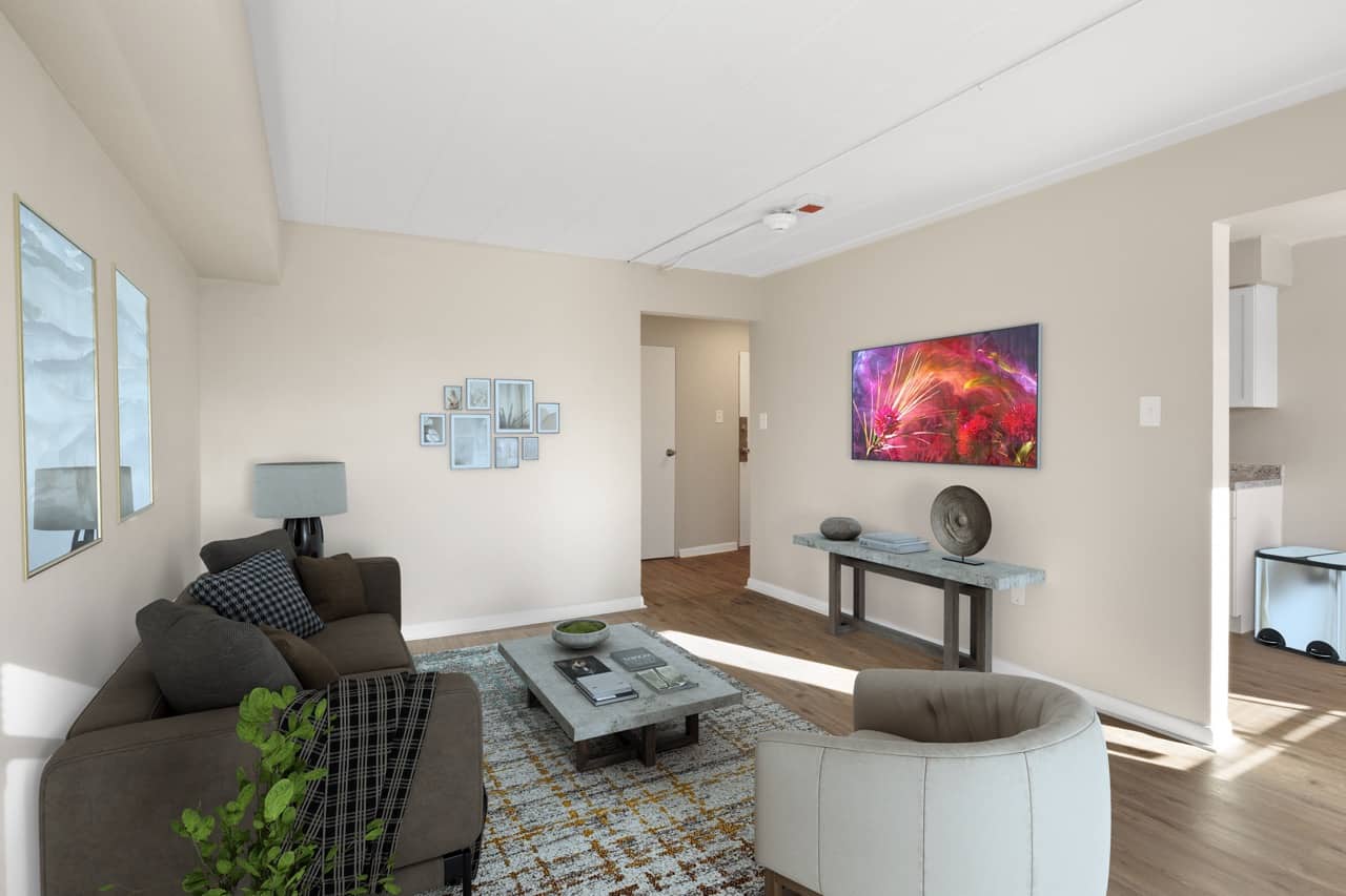 Interior at 617 W Riverview Apartments